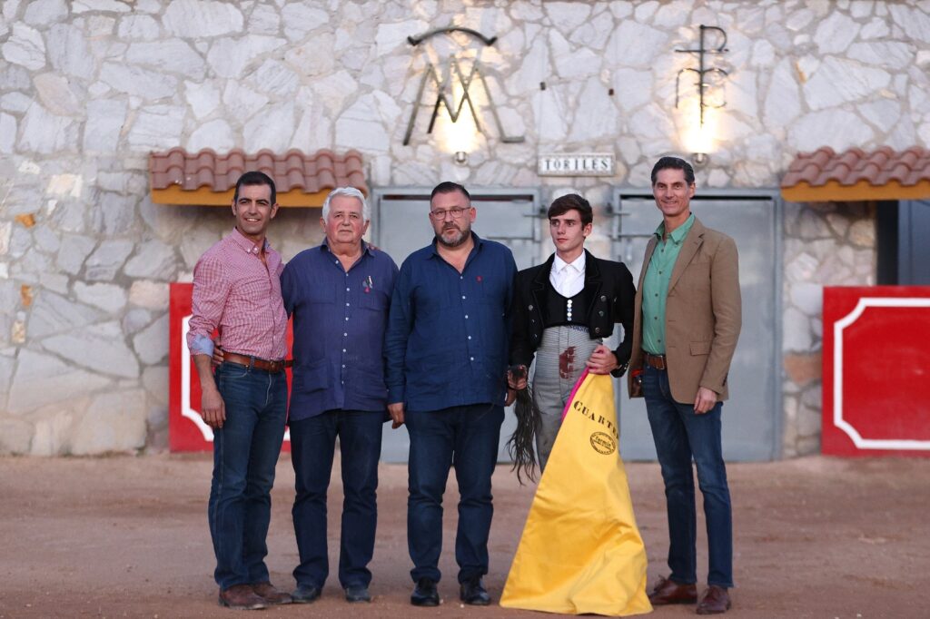 Javier Cuartero toreando en Finca Cuatro Caminos