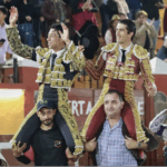 Sergio Flores celebrando su triunfo en Tlaxcala