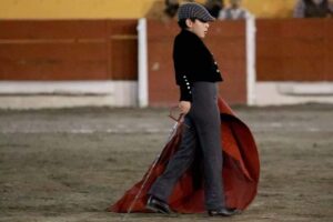 Becerristas y matadores brillan en Apizaco.