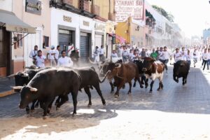 Éxito y Saldo Blanco en el Encierro al Estilo Pamplona en Huamantla