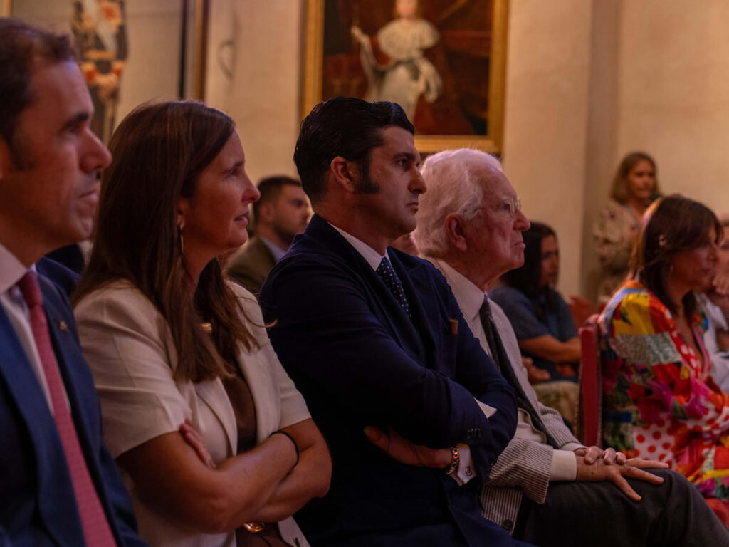 LA REAL MAESTRANZA HONRA A MORANTE