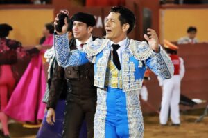 WhatsApp Image 2025-11-02 at 18.37.17 (1)