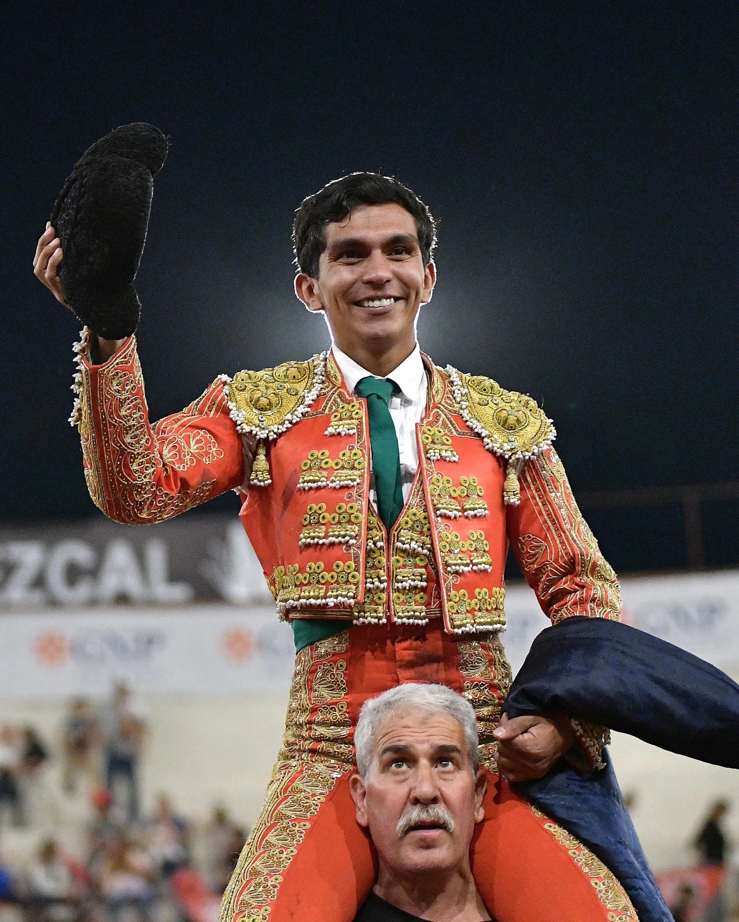 A HOMBROS DANIEL PRIETO EN AGUASCALIENTES