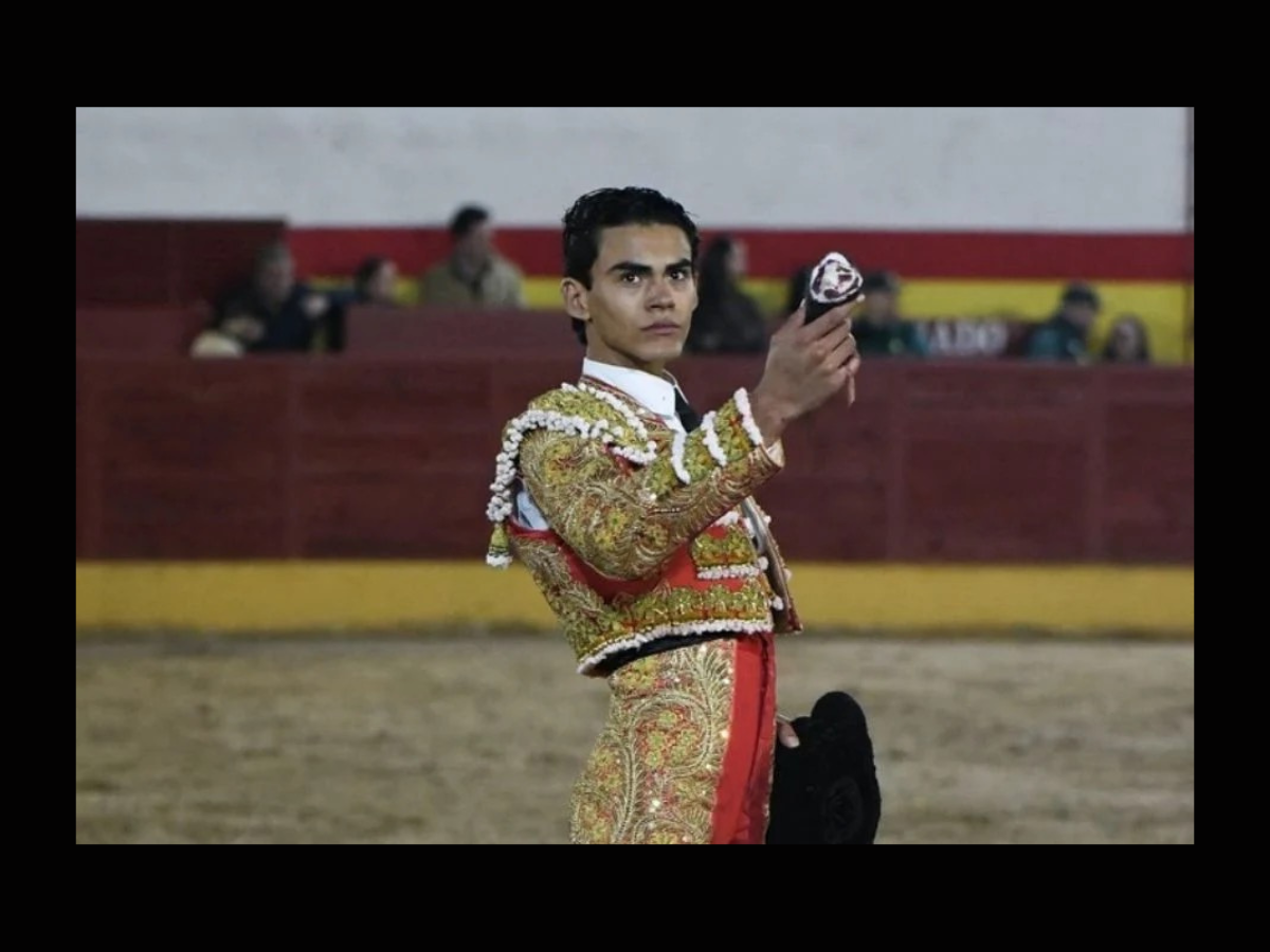 GARIBAY TRIUNFA EN SU DEBUT