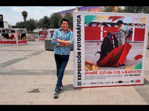 INAUGURAN LA EXPOSICIÓN “DONDE LLEGAN LOS VALIENTES” DE EMILIO MÉNDEZ EN LA FERIA DE SAN MARCOS