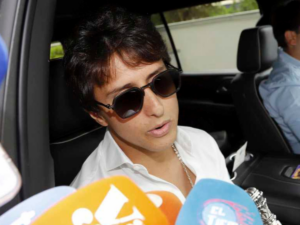 ROCA REY RECIBE EL ALTA HOSPITALARIA