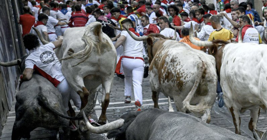 JOSÉ ESCOLAR DEJA EL ENCIERRO MÁS ACCIDENTADO DE SAN FERMÍN 2026